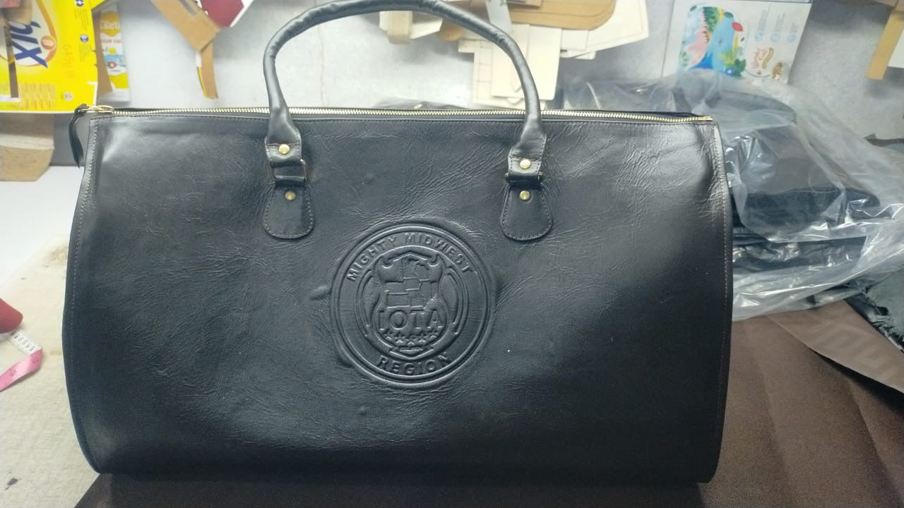 PRE-ORDERED ITEM: Genuine Leather Traveling Suit Bag with Shoe Compartment featuring the Mighty Midwest Region