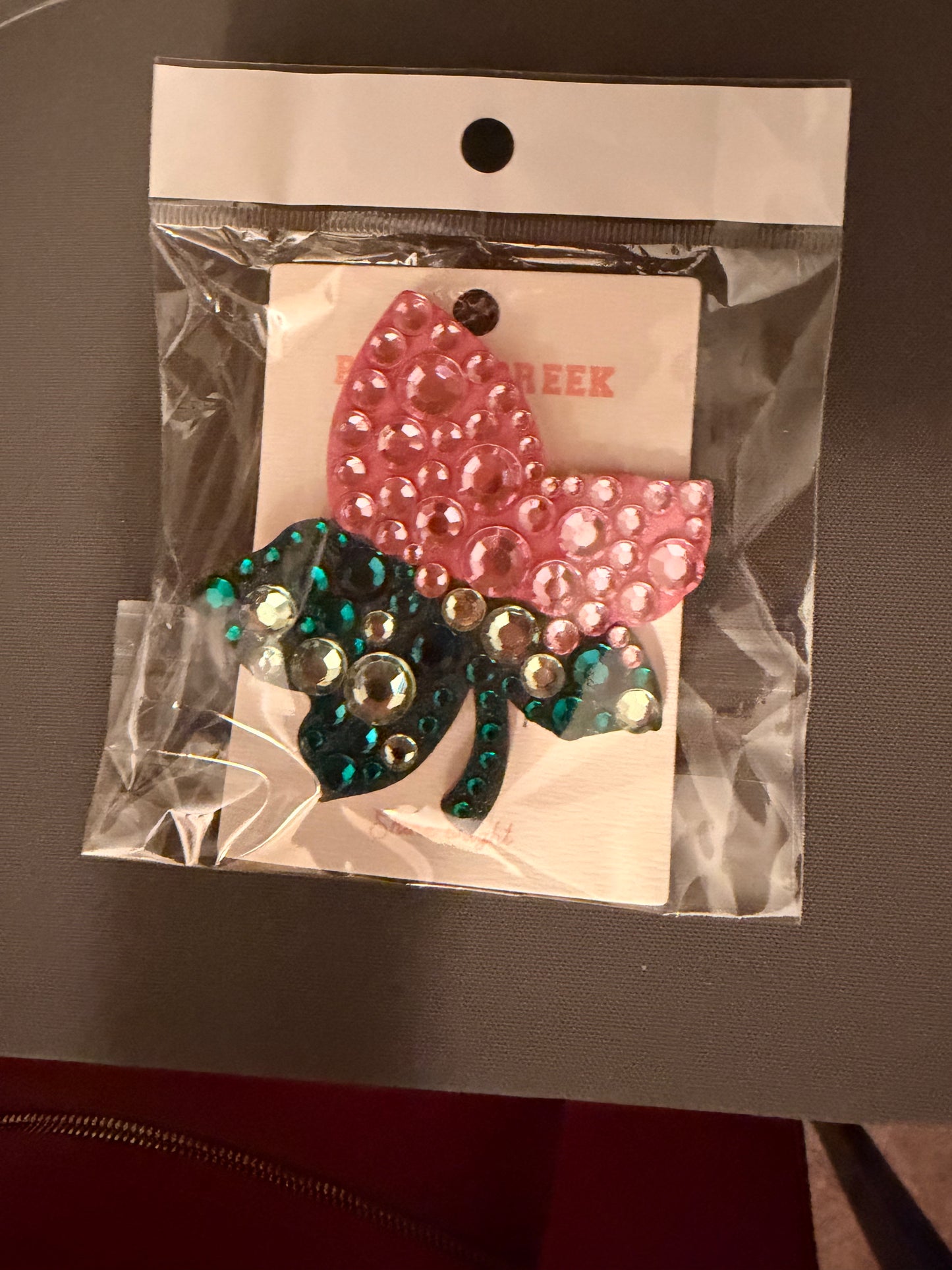 Ivy Wooden Lapel Pin